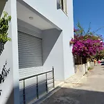 Sea Point Апартаменты Дуррес